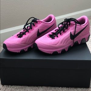 Women’s Pink Nike Fitsole Running Shoes, new!